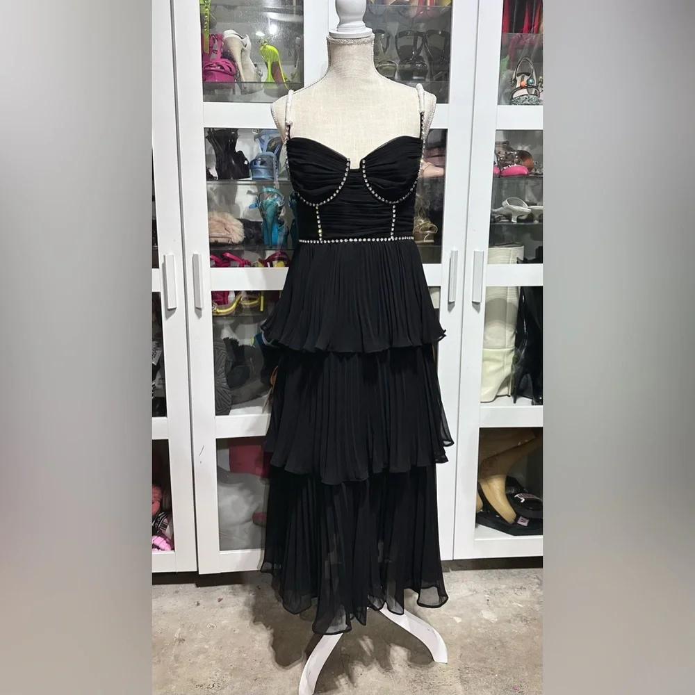 Self portrait Dress . NWT. Size 8us - Picture 2 of 11